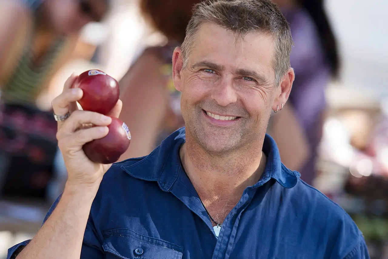 Jason Hold Nectarines